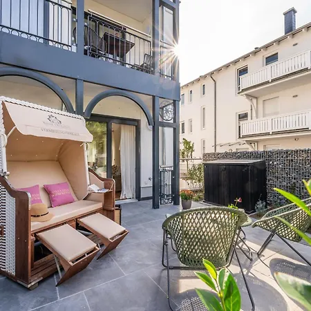 Villa Chloe - App 1 Am Kurpark, Exquisit *