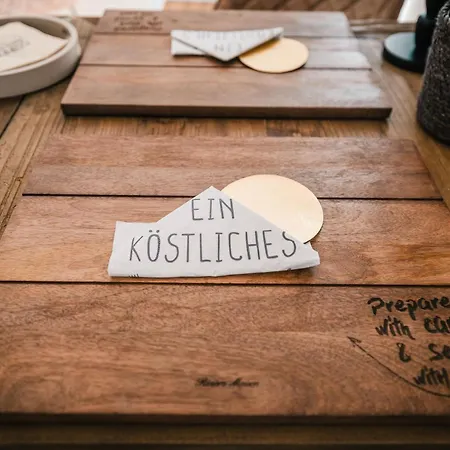 Chloe - App 1 Am Kurpark, Exquisit Villa