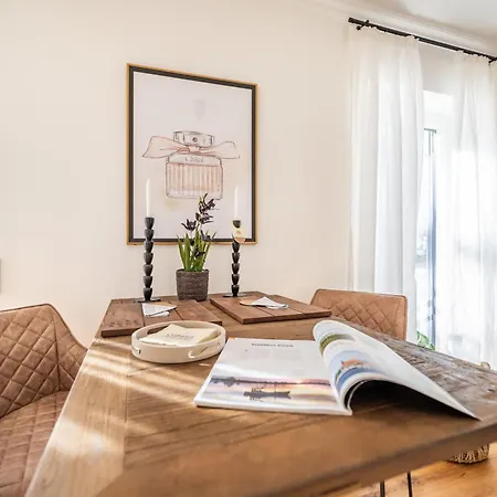 Villa Chloe - App 1 Am Kurpark, Exquisit